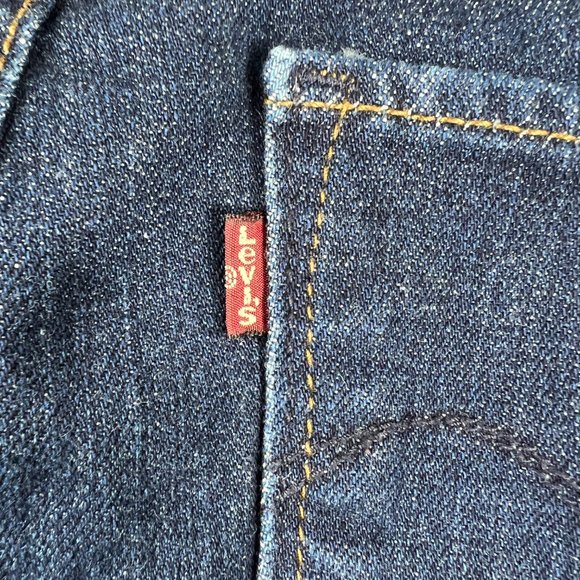 Levi's Jean Shorts Women's 29 Demi Curve Dark Blue Cut Offs Stretch Denim Jorts - Picture 8 of 14